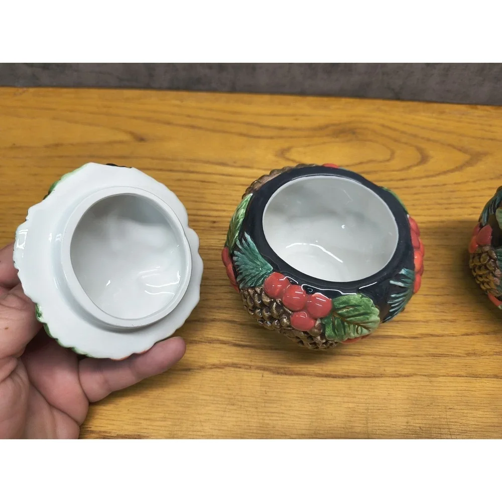 Fitz and Floyd Classics Handcrafted‎ Ceramic Creamer & Sugar Set Pinecone Leaf
